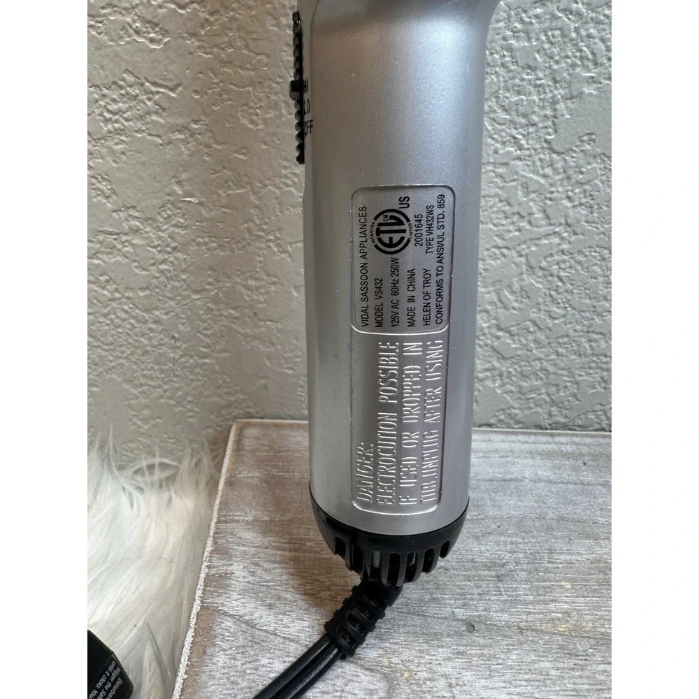 $25 🌙 Vidal Sassoon VS432 1.5